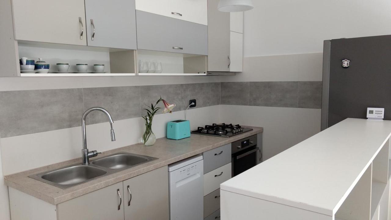 דירות קלוז'-נאפוקה Casa Cu Tei מראה חיצוני תמונה